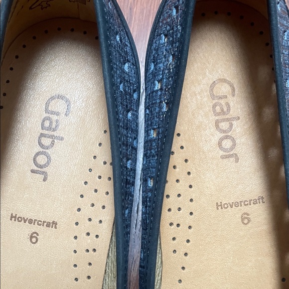 Gabor Black and Gray Women's Flats - Picture 4 of 4